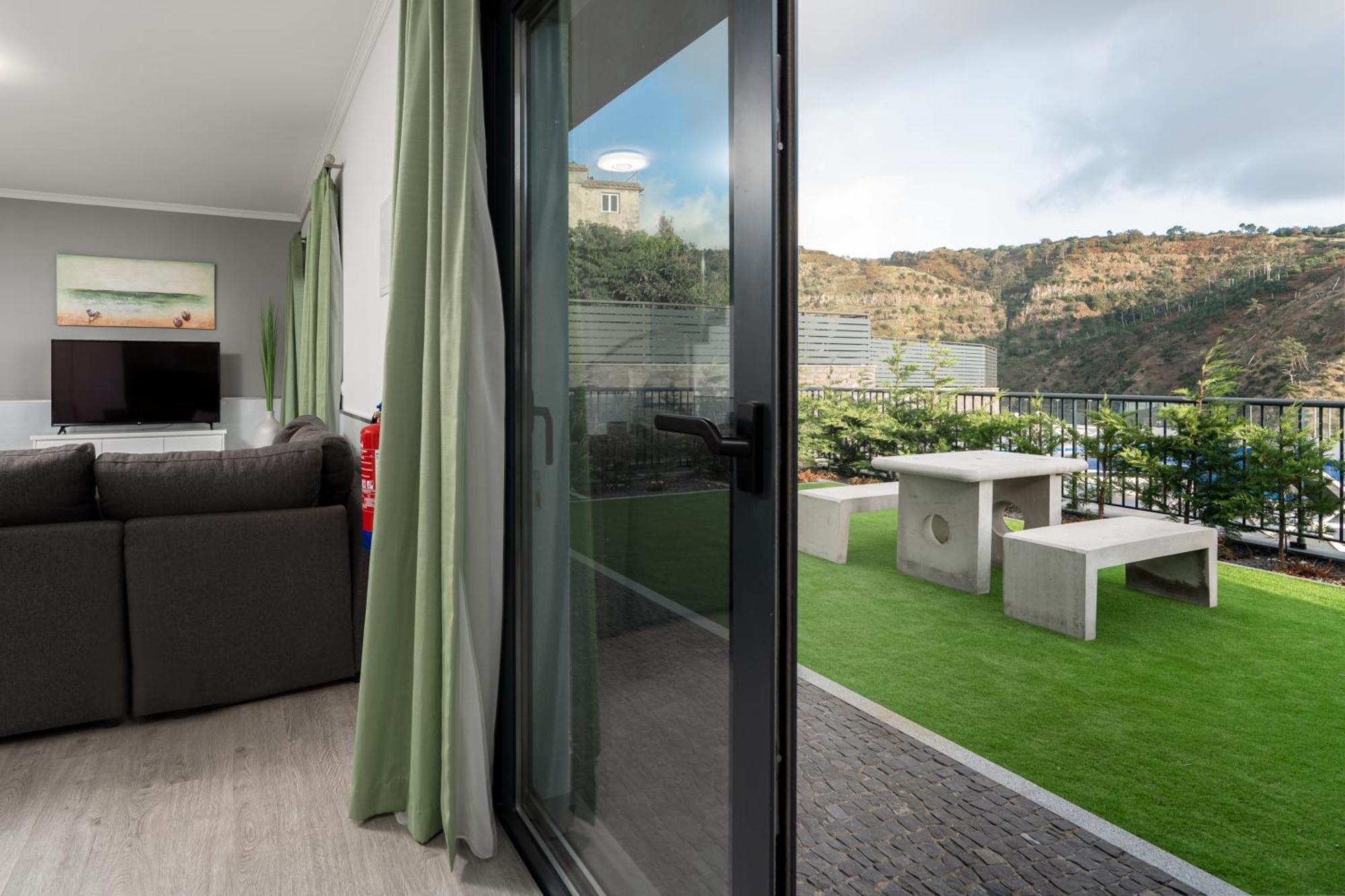 Ourmadeira - Sunset Cliff Villas, Contemporary Villa *