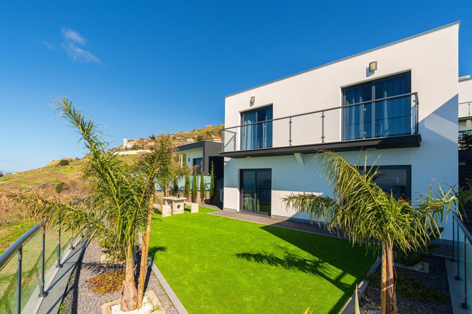 Villa Ourmadeira - Sunset Cliff Villas, Contemporary
