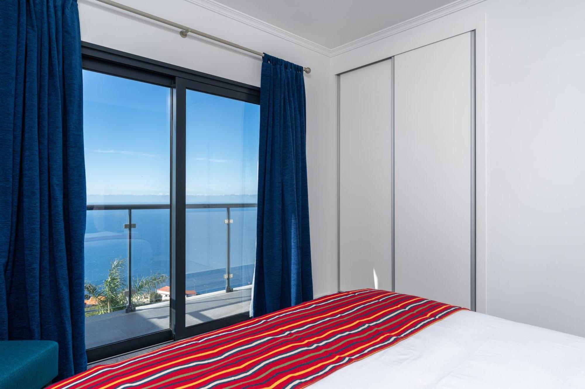 Villa Ourmadeira - Sunset Cliff Villas, Contemporary *