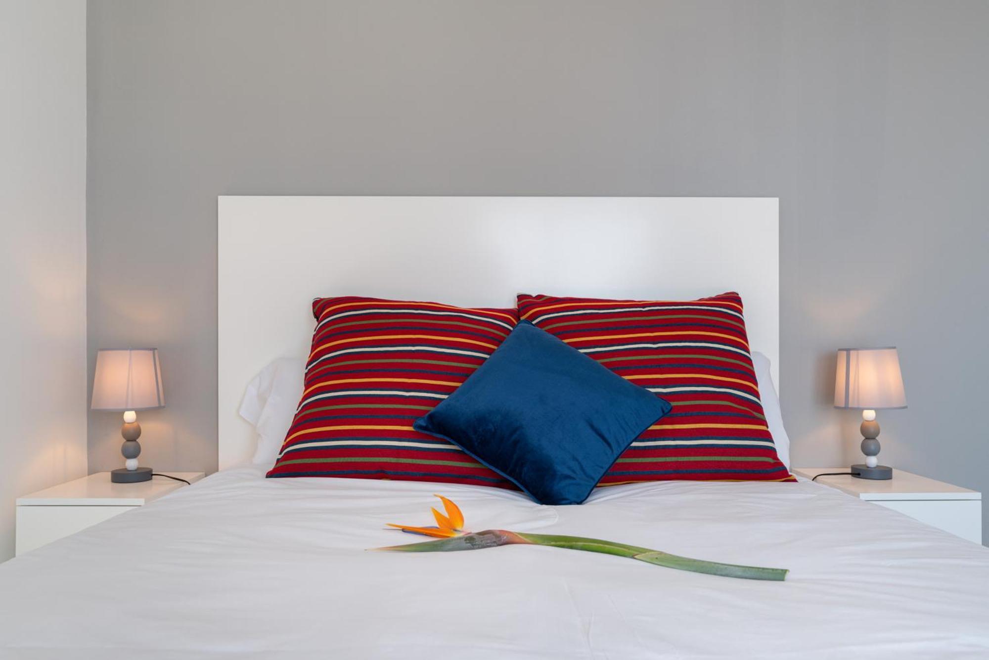 Villa Ourmadeira - Sunset Cliff Villas, Contemporary