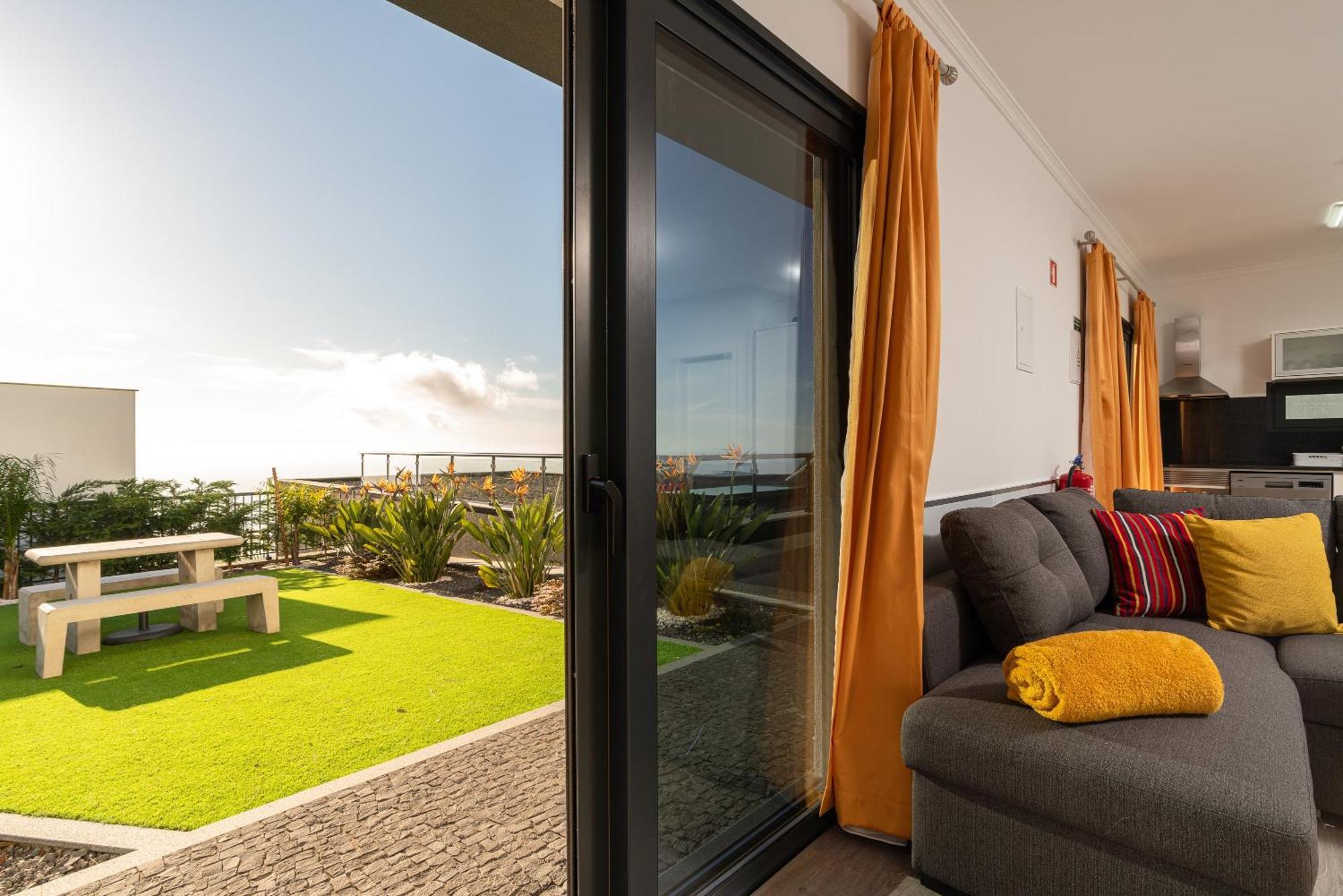 Ourmadeira - Sunset Cliff Villas, Contemporary
