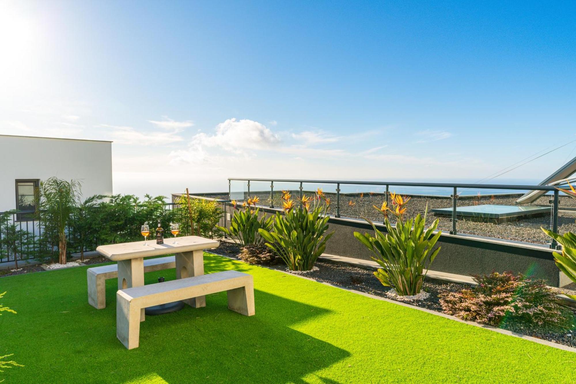 Ourmadeira - Sunset Cliff Villas, Contemporary *